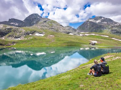 VALLE D'AOSTA-Escursionisti Lago Miserin Champorcher (foto archivio Regione Autonoma Valle d'Aosta)-4273